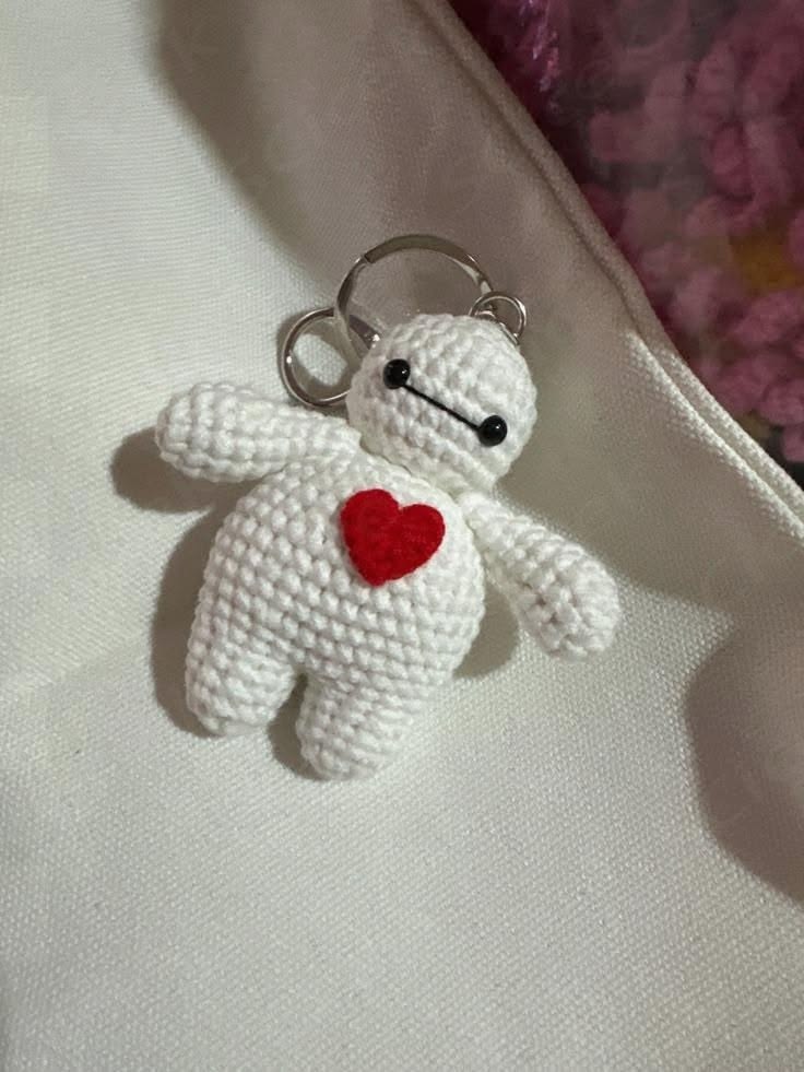 Crochet Baymax Keychain – Handmade Amigurumi Heart Charm